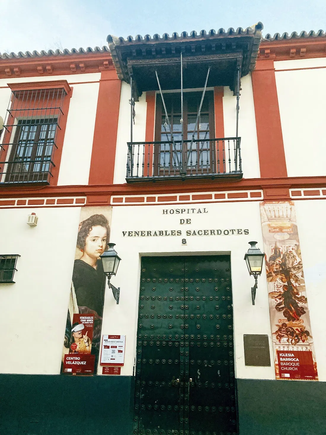 Hospital de los Venerables (Centro Velázquez), Seville