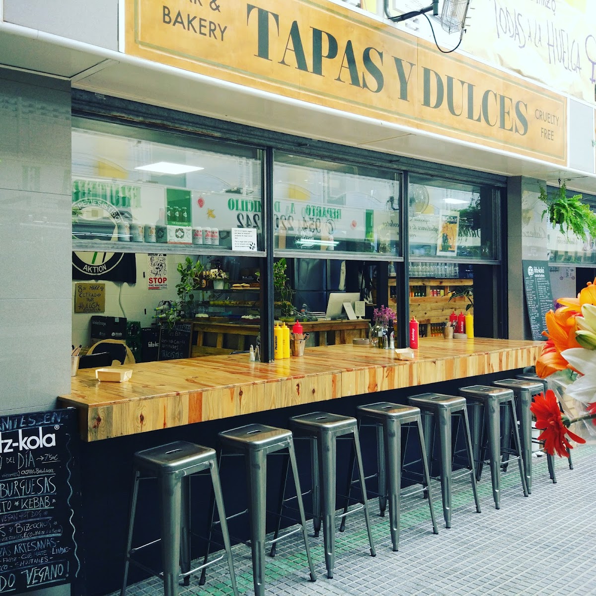 Veganitessen, Seville