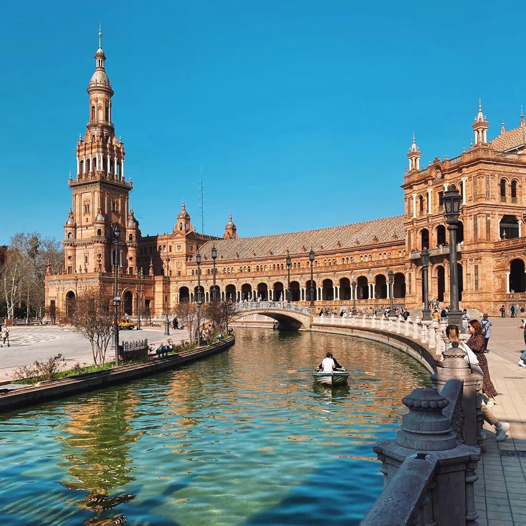 Glorieta de Bécquer, Seville