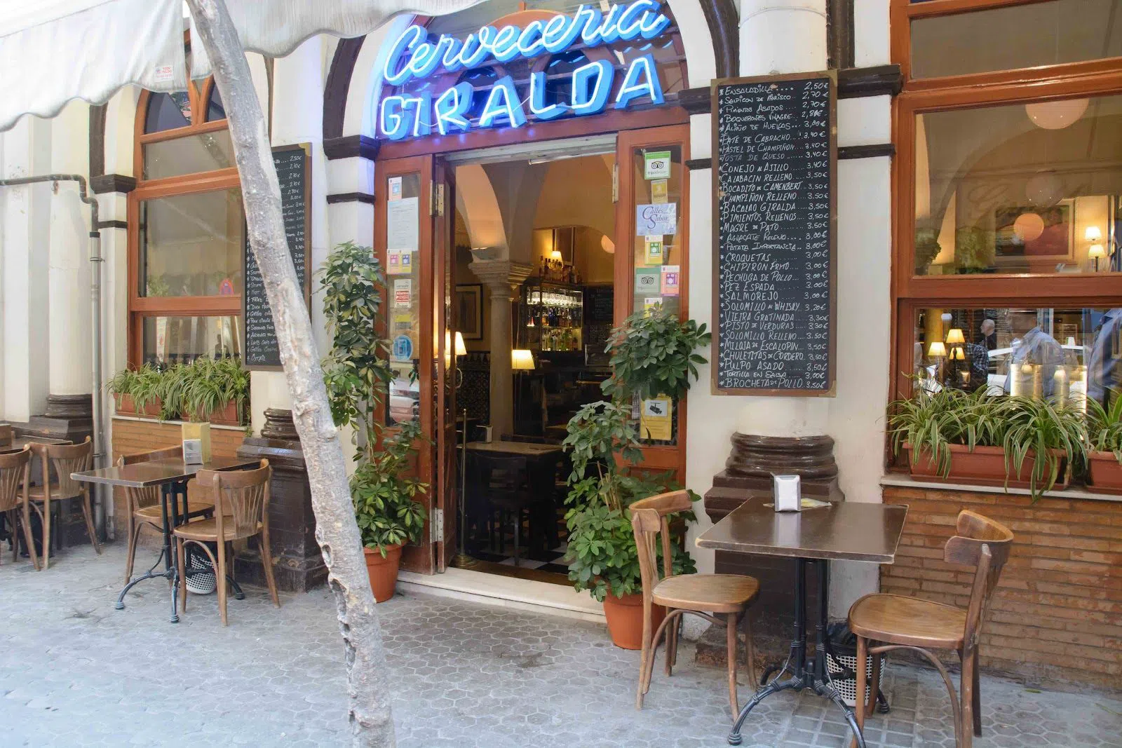 Cervecería Giralda, Seville