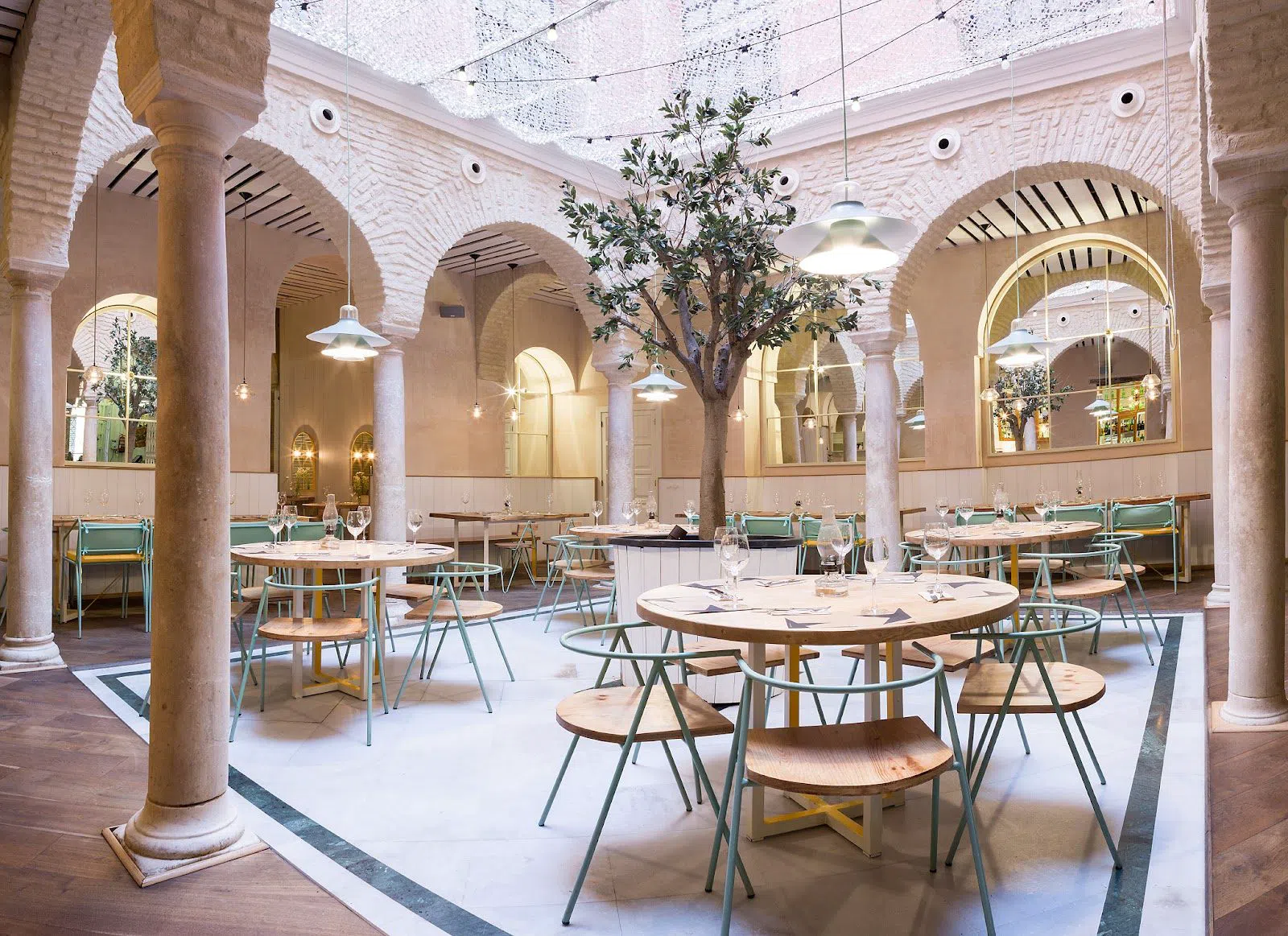 El Pintón, Sevilla